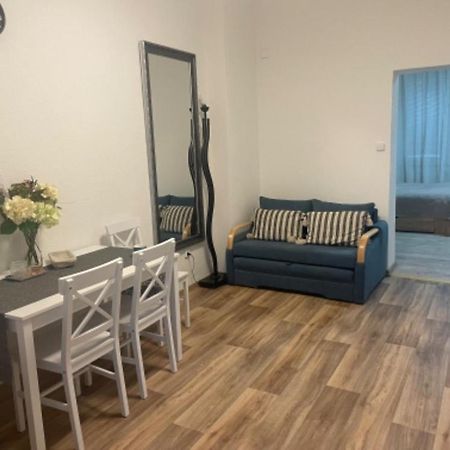 Apartmany Zeleznicarska Usti nad Labem Exterior photo